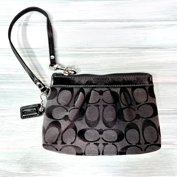 Coach Signature CC Wristlet - Picture 1 of 10